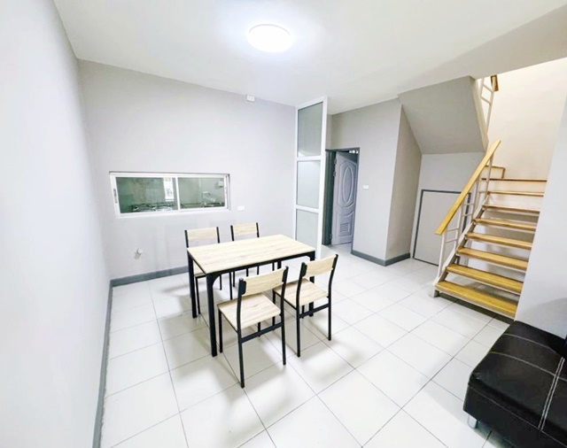 ประกาศฟรี! ซื้อ-ขาย-เช่า คอนโด บ้าน ทาวน์โฮม ที่ดิน และพื้นที่เชิงพาณิชย์ทั่วประเทศไทย ทุกทำเล ทุกงบประมาณ ไม่มีค่าใช้จ่าย ลงง่าย ขายไว เข้าถึงผู้ซื้อโดยตรง 3 252216pic2.jpg