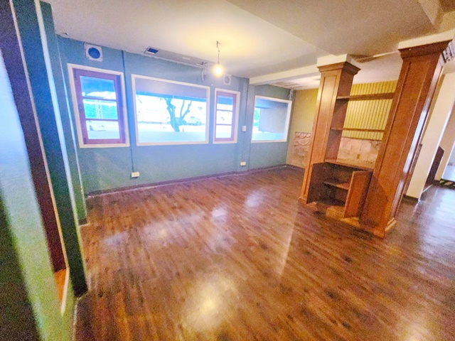 ประกาศฟรี! ซื้อ-ขาย-เช่า คอนโด บ้าน ทาวน์โฮม ที่ดิน และพื้นที่เชิงพาณิชย์ทั่วประเทศไทย ทุกทำเล ทุกงบประมาณ ไม่มีค่าใช้จ่าย ลงง่าย ขายไว เข้าถึงผู้ซื้อโดยตรง 4 252828pic3.jpg