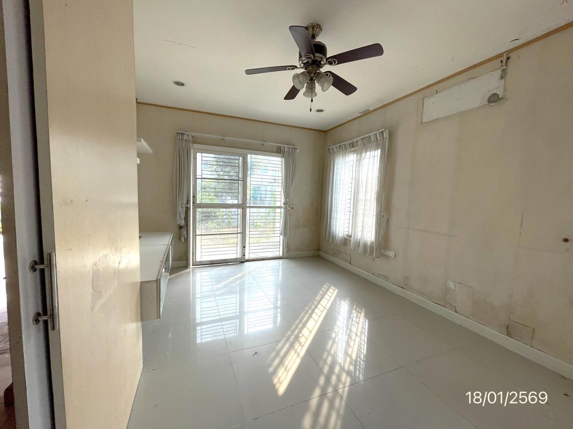 ประกาศฟรี! ซื้อ-ขาย-เช่า คอนโด บ้าน ทาวน์โฮม ที่ดิน และพื้นที่เชิงพาณิชย์ทั่วประเทศไทย ทุกทำเล ทุกงบประมาณ ไม่มีค่าใช้จ่าย ลงง่าย ขายไว เข้าถึงผู้ซื้อโดยตรง 5 251860pic4.jpg