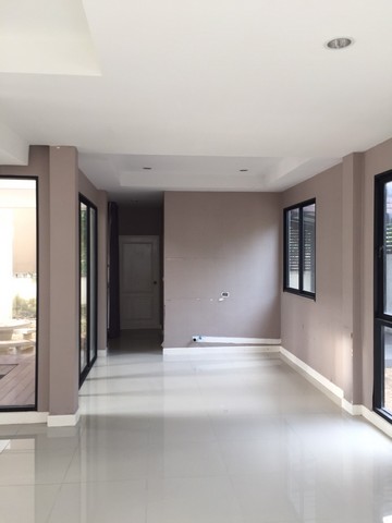 ประกาศฟรี! ซื้อ-ขาย-เช่า คอนโด บ้าน ทาวน์โฮม ที่ดิน และพื้นที่เชิงพาณิชย์ทั่วประเทศไทย ทุกทำเล ทุกงบประมาณ ไม่มีค่าใช้จ่าย ลงง่าย ขายไว เข้าถึงผู้ซื้อโดยตรง 5 252862pic4.jpg