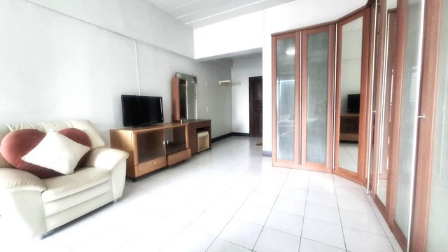 ประกาศฟรี! ซื้อ-ขาย-เช่า คอนโด บ้าน ทาวน์โฮม ที่ดิน และพื้นที่เชิงพาณิชย์ทั่วประเทศไทย ทุกทำเล ทุกงบประมาณ ไม่มีค่าใช้จ่าย ลงง่าย ขายไว เข้าถึงผู้ซื้อโดยตรง 3 511234pic2.jpg