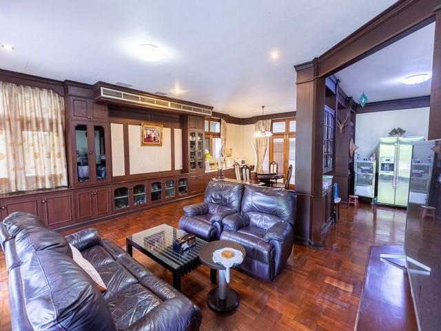 ประกาศฟรี! ซื้อ-ขาย-เช่า คอนโด บ้าน ทาวน์โฮม ที่ดิน และพื้นที่เชิงพาณิชย์ทั่วประเทศไทย ทุกทำเล ทุกงบประมาณ ไม่มีค่าใช้จ่าย ลงง่าย ขายไว เข้าถึงผู้ซื้อโดยตรง 4 514381pic3.jpg