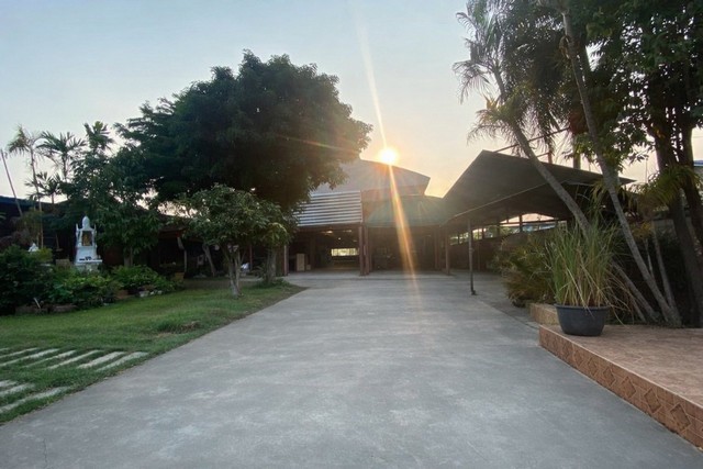 ประกาศฟรี! ซื้อ-ขาย-เช่า คอนโด บ้าน ทาวน์โฮม ที่ดิน และพื้นที่เชิงพาณิชย์ทั่วประเทศไทย ทุกทำเล ทุกงบประมาณ ไม่มีค่าใช้จ่าย ลงง่าย ขายไว เข้าถึงผู้ซื้อโดยตรง 2 514407pic1.jpg