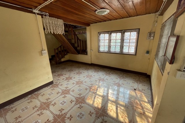 ประกาศฟรี! ซื้อ-ขาย-เช่า คอนโด บ้าน ทาวน์โฮม ที่ดิน และพื้นที่เชิงพาณิชย์ทั่วประเทศไทย ทุกทำเล ทุกงบประมาณ ไม่มีค่าใช้จ่าย ลงง่าย ขายไว เข้าถึงผู้ซื้อโดยตรง 5 252300pic4.jpg