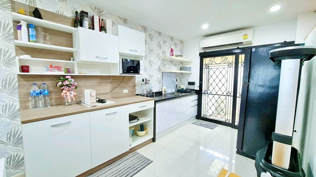 ประกาศฟรี! ซื้อ-ขาย-เช่า คอนโด บ้าน ทาวน์โฮม ที่ดิน และพื้นที่เชิงพาณิชย์ทั่วประเทศไทย ทุกทำเล ทุกงบประมาณ ไม่มีค่าใช้จ่าย ลงง่าย ขายไว เข้าถึงผู้ซื้อโดยตรง 4 252916pic3.jpg