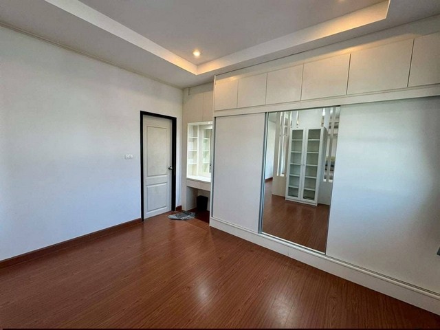 ประกาศฟรี! ซื้อ-ขาย-เช่า คอนโด บ้าน ทาวน์โฮม ที่ดิน และพื้นที่เชิงพาณิชย์ทั่วประเทศไทย ทุกทำเล ทุกงบประมาณ ไม่มีค่าใช้จ่าย ลงง่าย ขายไว เข้าถึงผู้ซื้อโดยตรง 4 315263pic3.jpg