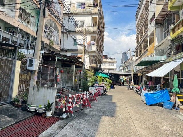 ประกาศฟรี! ซื้อ-ขาย-เช่า คอนโด บ้าน ทาวน์โฮม ที่ดิน และพื้นที่เชิงพาณิชย์ทั่วประเทศไทย ทุกทำเล ทุกงบประมาณ ไม่มีค่าใช้จ่าย ลงง่าย ขายไว เข้าถึงผู้ซื้อโดยตรง 4 315293pic3.jpg