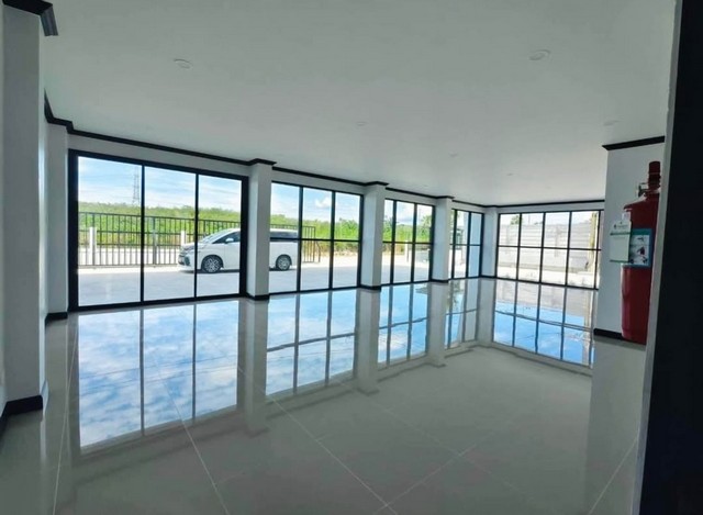 ประกาศฟรี! ซื้อ-ขาย-เช่า คอนโด บ้าน ทาวน์โฮม ที่ดิน และพื้นที่เชิงพาณิชย์ทั่วประเทศไทย ทุกทำเล ทุกงบประมาณ ไม่มีค่าใช้จ่าย ลงง่าย ขายไว เข้าถึงผู้ซื้อโดยตรง 3 315253pic2.jpg