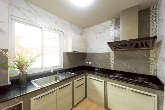 ประกาศฟรี! ซื้อ-ขาย-เช่า คอนโด บ้าน ทาวน์โฮม ที่ดิน และพื้นที่เชิงพาณิชย์ทั่วประเทศไทย ทุกทำเล ทุกงบประมาณ ไม่มีค่าใช้จ่าย ลงง่าย ขายไว เข้าถึงผู้ซื้อโดยตรง 4 514412pic3.jpg