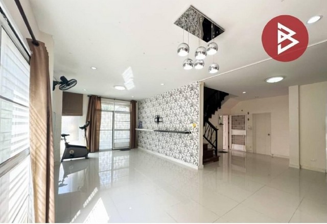 ประกาศฟรี! ซื้อ-ขาย-เช่า คอนโด บ้าน ทาวน์โฮม ที่ดิน และพื้นที่เชิงพาณิชย์ทั่วประเทศไทย ทุกทำเล ทุกงบประมาณ ไม่มีค่าใช้จ่าย ลงง่าย ขายไว เข้าถึงผู้ซื้อโดยตรง 3 253035pic2.jpg