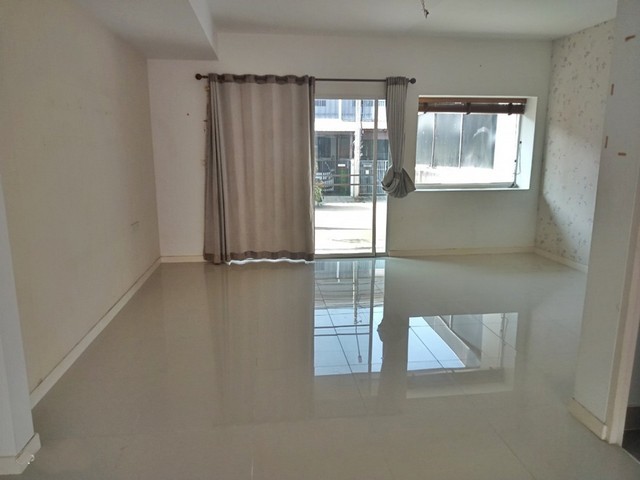 ประกาศฟรี! ซื้อ-ขาย-เช่า คอนโด บ้าน ทาวน์โฮม ที่ดิน และพื้นที่เชิงพาณิชย์ทั่วประเทศไทย ทุกทำเล ทุกงบประมาณ ไม่มีค่าใช้จ่าย ลงง่าย ขายไว เข้าถึงผู้ซื้อโดยตรง 3 252233pic2.jpg