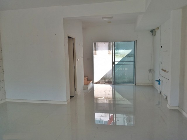 ประกาศฟรี! ซื้อ-ขาย-เช่า คอนโด บ้าน ทาวน์โฮม ที่ดิน และพื้นที่เชิงพาณิชย์ทั่วประเทศไทย ทุกทำเล ทุกงบประมาณ ไม่มีค่าใช้จ่าย ลงง่าย ขายไว เข้าถึงผู้ซื้อโดยตรง 4 252233pic3.jpg