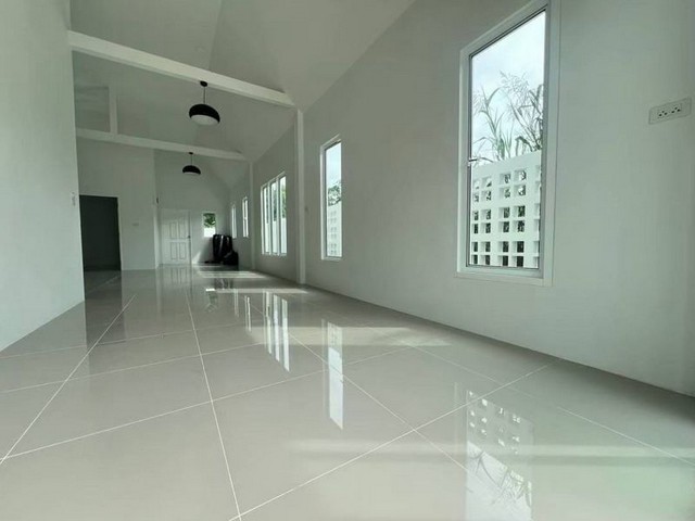 ประกาศฟรี! ซื้อ-ขาย-เช่า คอนโด บ้าน ทาวน์โฮม ที่ดิน และพื้นที่เชิงพาณิชย์ทั่วประเทศไทย ทุกทำเล ทุกงบประมาณ ไม่มีค่าใช้จ่าย ลงง่าย ขายไว เข้าถึงผู้ซื้อโดยตรง 4 296532pic3.jpg