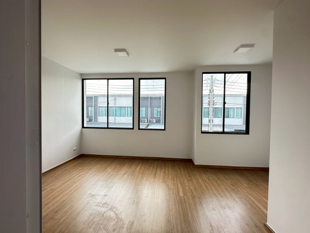 ประกาศฟรี! ซื้อ-ขาย-เช่า คอนโด บ้าน ทาวน์โฮม ที่ดิน และพื้นที่เชิงพาณิชย์ทั่วประเทศไทย ทุกทำเล ทุกงบประมาณ ไม่มีค่าใช้จ่าย ลงง่าย ขายไว เข้าถึงผู้ซื้อโดยตรง 3 253013pic2.jpg