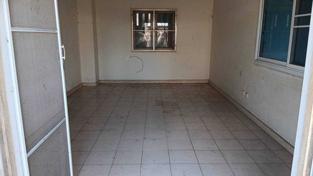 ประกาศฟรี! ซื้อ-ขาย-เช่า คอนโด บ้าน ทาวน์โฮม ที่ดิน และพื้นที่เชิงพาณิชย์ทั่วประเทศไทย ทุกทำเล ทุกงบประมาณ ไม่มีค่าใช้จ่าย ลงง่าย ขายไว เข้าถึงผู้ซื้อโดยตรง 5 253012pic4.jpg