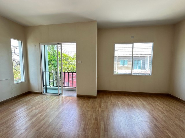 ประกาศฟรี! ซื้อ-ขาย-เช่า คอนโด บ้าน ทาวน์โฮม ที่ดิน และพื้นที่เชิงพาณิชย์ทั่วประเทศไทย ทุกทำเล ทุกงบประมาณ ไม่มีค่าใช้จ่าย ลงง่าย ขายไว เข้าถึงผู้ซื้อโดยตรง 3 253006pic2.jpg