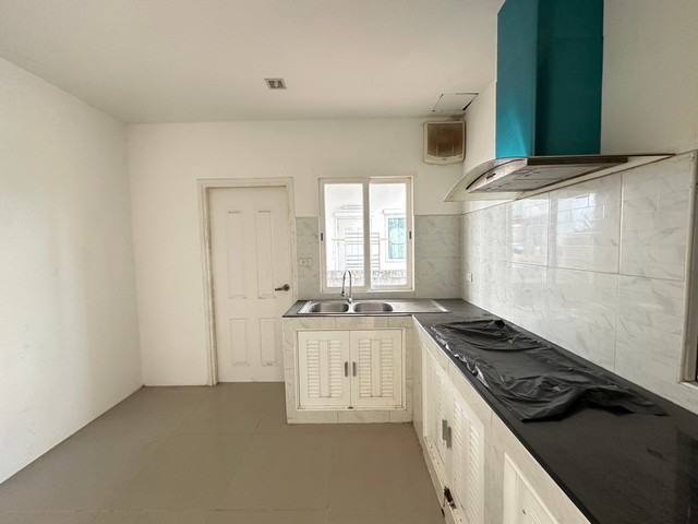 ประกาศฟรี! ซื้อ-ขาย-เช่า คอนโด บ้าน ทาวน์โฮม ที่ดิน และพื้นที่เชิงพาณิชย์ทั่วประเทศไทย ทุกทำเล ทุกงบประมาณ ไม่มีค่าใช้จ่าย ลงง่าย ขายไว เข้าถึงผู้ซื้อโดยตรง 3 253002pic2.jpg