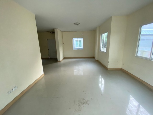 ประกาศฟรี! ซื้อ-ขาย-เช่า คอนโด บ้าน ทาวน์โฮม ที่ดิน และพื้นที่เชิงพาณิชย์ทั่วประเทศไทย ทุกทำเล ทุกงบประมาณ ไม่มีค่าใช้จ่าย ลงง่าย ขายไว เข้าถึงผู้ซื้อโดยตรง 3 252986pic2.jpg