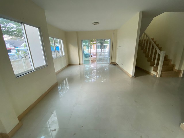 ประกาศฟรี! ซื้อ-ขาย-เช่า คอนโด บ้าน ทาวน์โฮม ที่ดิน และพื้นที่เชิงพาณิชย์ทั่วประเทศไทย ทุกทำเล ทุกงบประมาณ ไม่มีค่าใช้จ่าย ลงง่าย ขายไว เข้าถึงผู้ซื้อโดยตรง 5 252986pic4.jpg