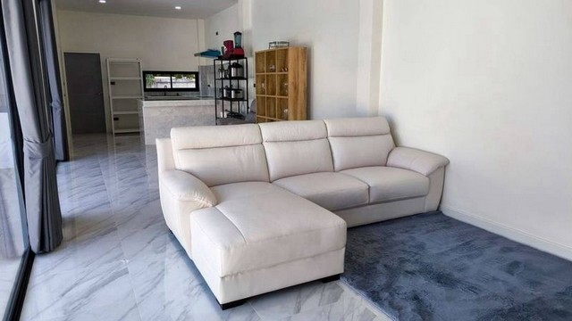 ประกาศฟรี! ซื้อ-ขาย-เช่า คอนโด บ้าน ทาวน์โฮม ที่ดิน และพื้นที่เชิงพาณิชย์ทั่วประเทศไทย ทุกทำเล ทุกงบประมาณ ไม่มีค่าใช้จ่าย ลงง่าย ขายไว เข้าถึงผู้ซื้อโดยตรง 4 253042pic3.jpg