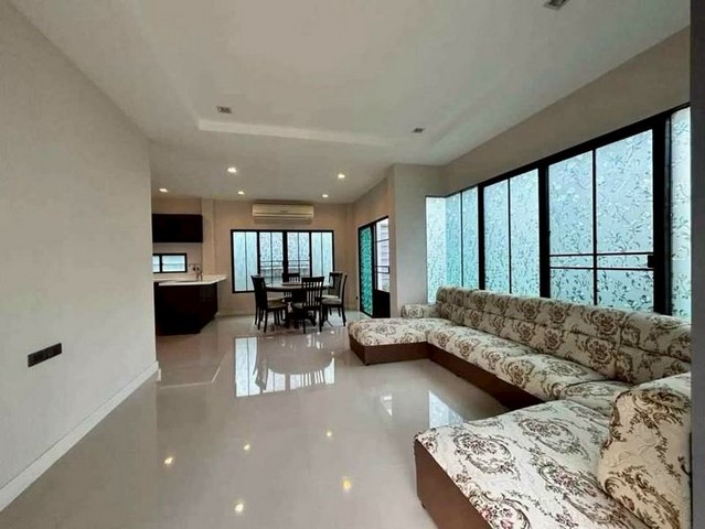 ประกาศฟรี! ซื้อ-ขาย-เช่า คอนโด บ้าน ทาวน์โฮม ที่ดิน และพื้นที่เชิงพาณิชย์ทั่วประเทศไทย ทุกทำเล ทุกงบประมาณ ไม่มีค่าใช้จ่าย ลงง่าย ขายไว เข้าถึงผู้ซื้อโดยตรง 3 253031pic2.jpg