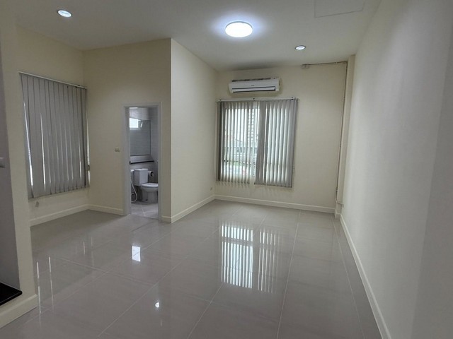 ประกาศฟรี! ซื้อ-ขาย-เช่า คอนโด บ้าน ทาวน์โฮม ที่ดิน และพื้นที่เชิงพาณิชย์ทั่วประเทศไทย ทุกทำเล ทุกงบประมาณ ไม่มีค่าใช้จ่าย ลงง่าย ขายไว เข้าถึงผู้ซื้อโดยตรง 4 514568pic3.jpg