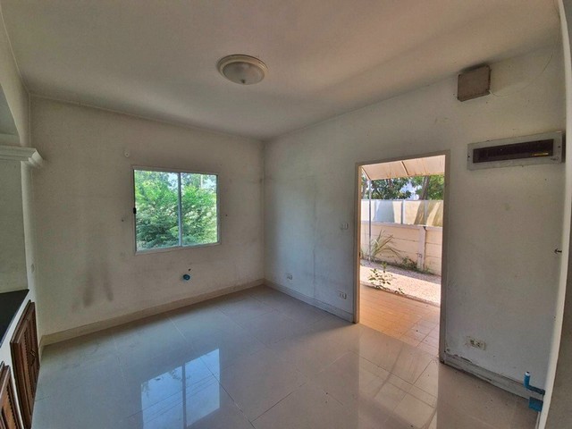 ประกาศฟรี! ซื้อ-ขาย-เช่า คอนโด บ้าน ทาวน์โฮม ที่ดิน และพื้นที่เชิงพาณิชย์ทั่วประเทศไทย ทุกทำเล ทุกงบประมาณ ไม่มีค่าใช้จ่าย ลงง่าย ขายไว เข้าถึงผู้ซื้อโดยตรง 3 252261pic2.jpg