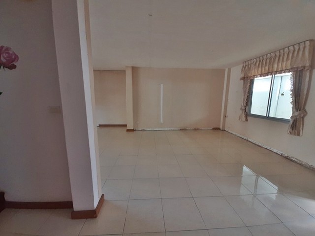 ประกาศฟรี! ซื้อ-ขาย-เช่า คอนโด บ้าน ทาวน์โฮม ที่ดิน และพื้นที่เชิงพาณิชย์ทั่วประเทศไทย ทุกทำเล ทุกงบประมาณ ไม่มีค่าใช้จ่าย ลงง่าย ขายไว เข้าถึงผู้ซื้อโดยตรง 5 252241pic4.jpg