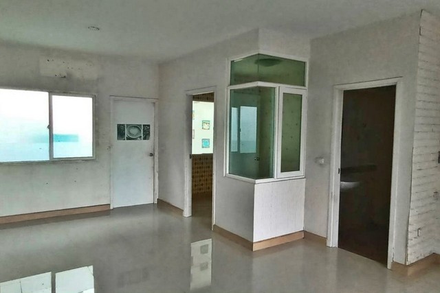 ประกาศฟรี! ซื้อ-ขาย-เช่า คอนโด บ้าน ทาวน์โฮม ที่ดิน และพื้นที่เชิงพาณิชย์ทั่วประเทศไทย ทุกทำเล ทุกงบประมาณ ไม่มีค่าใช้จ่าย ลงง่าย ขายไว เข้าถึงผู้ซื้อโดยตรง 5 252237pic4.jpg