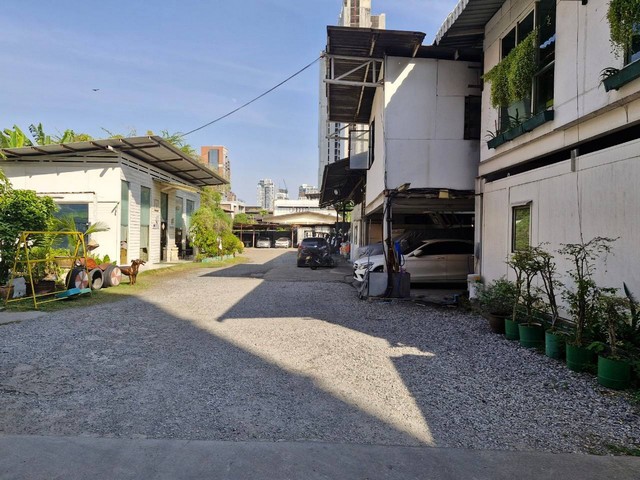 ประกาศฟรี! ซื้อ-ขาย-เช่า คอนโด บ้าน ทาวน์โฮม ที่ดิน และพื้นที่เชิงพาณิชย์ทั่วประเทศไทย ทุกทำเล ทุกงบประมาณ ไม่มีค่าใช้จ่าย ลงง่าย ขายไว เข้าถึงผู้ซื้อโดยตรง 5 507294pic4.jpg