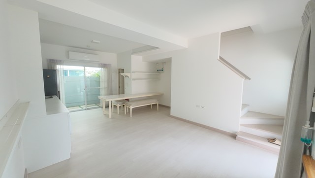 ประกาศฟรี! ซื้อ-ขาย-เช่า คอนโด บ้าน ทาวน์โฮม ที่ดิน และพื้นที่เชิงพาณิชย์ทั่วประเทศไทย ทุกทำเล ทุกงบประมาณ ไม่มีค่าใช้จ่าย ลงง่าย ขายไว เข้าถึงผู้ซื้อโดยตรง 4 253133pic3.jpg