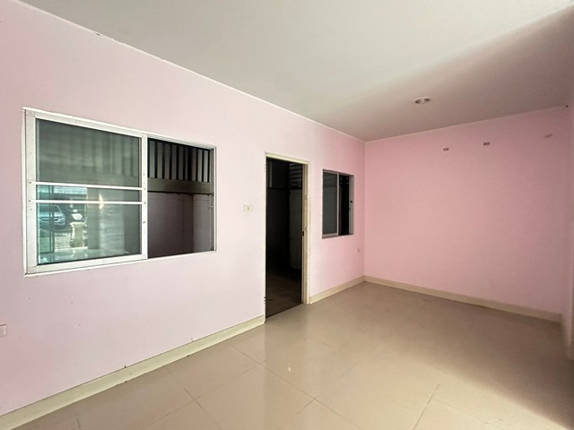 ประกาศฟรี! ซื้อ-ขาย-เช่า คอนโด บ้าน ทาวน์โฮม ที่ดิน และพื้นที่เชิงพาณิชย์ทั่วประเทศไทย ทุกทำเล ทุกงบประมาณ ไม่มีค่าใช้จ่าย ลงง่าย ขายไว เข้าถึงผู้ซื้อโดยตรง 4 253124pic3.jpg