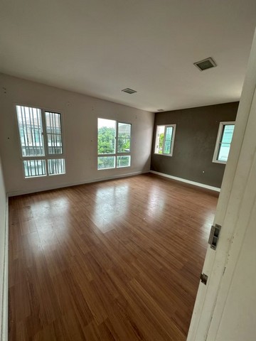 ประกาศฟรี! ซื้อ-ขาย-เช่า คอนโด บ้าน ทาวน์โฮม ที่ดิน และพื้นที่เชิงพาณิชย์ทั่วประเทศไทย ทุกทำเล ทุกงบประมาณ ไม่มีค่าใช้จ่าย ลงง่าย ขายไว เข้าถึงผู้ซื้อโดยตรง 5 253115pic4.jpg