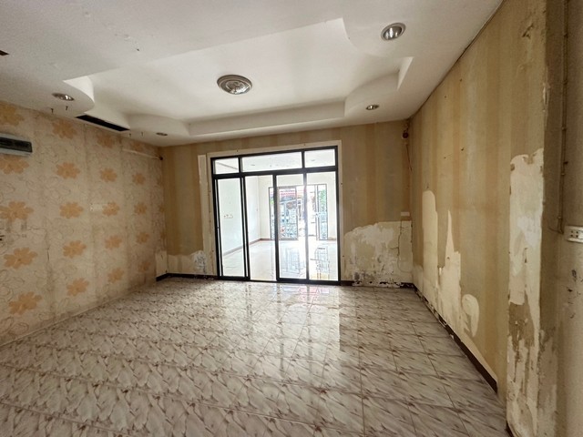 ประกาศฟรี! ซื้อ-ขาย-เช่า คอนโด บ้าน ทาวน์โฮม ที่ดิน และพื้นที่เชิงพาณิชย์ทั่วประเทศไทย ทุกทำเล ทุกงบประมาณ ไม่มีค่าใช้จ่าย ลงง่าย ขายไว เข้าถึงผู้ซื้อโดยตรง 5 253113pic4.jpg