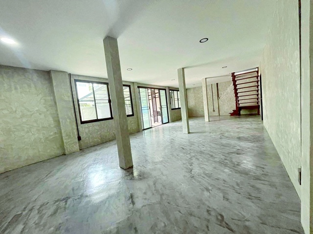 ประกาศฟรี! ซื้อ-ขาย-เช่า คอนโด บ้าน ทาวน์โฮม ที่ดิน และพื้นที่เชิงพาณิชย์ทั่วประเทศไทย ทุกทำเล ทุกงบประมาณ ไม่มีค่าใช้จ่าย ลงง่าย ขายไว เข้าถึงผู้ซื้อโดยตรง 4 253129pic3.jpg