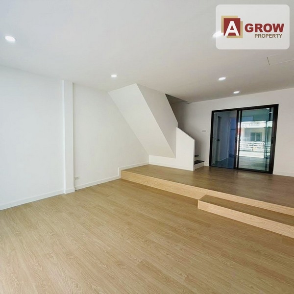 ประกาศฟรี! ซื้อ-ขาย-เช่า คอนโด บ้าน ทาวน์โฮม ที่ดิน และพื้นที่เชิงพาณิชย์ทั่วประเทศไทย ทุกทำเล ทุกงบประมาณ ไม่มีค่าใช้จ่าย ลงง่าย ขายไว เข้าถึงผู้ซื้อโดยตรง 5 315056pic4.jpg