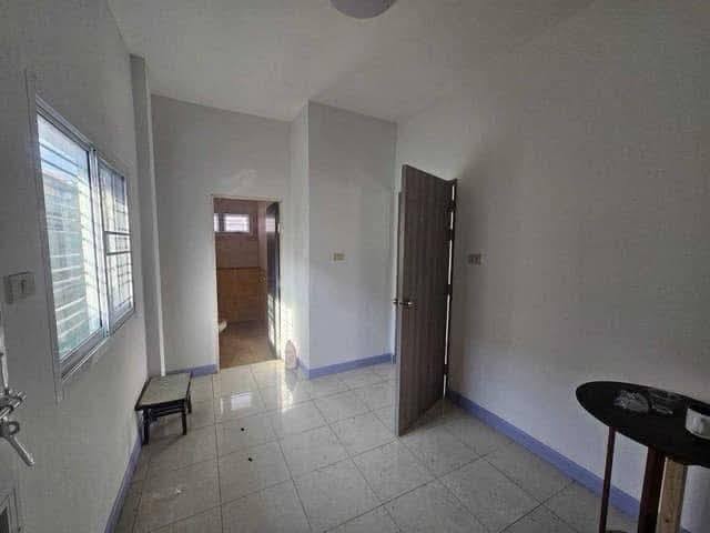 ประกาศฟรี! ซื้อ-ขาย-เช่า คอนโด บ้าน ทาวน์โฮม ที่ดิน และพื้นที่เชิงพาณิชย์ทั่วประเทศไทย ทุกทำเล ทุกงบประมาณ ไม่มีค่าใช้จ่าย ลงง่าย ขายไว เข้าถึงผู้ซื้อโดยตรง 5 315475pic4.jpg