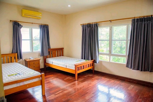 ประกาศฟรี! ซื้อ-ขาย-เช่า คอนโด บ้าน ทาวน์โฮม ที่ดิน และพื้นที่เชิงพาณิชย์ทั่วประเทศไทย ทุกทำเล ทุกงบประมาณ ไม่มีค่าใช้จ่าย ลงง่าย ขายไว เข้าถึงผู้ซื้อโดยตรง 4 514868pic3.jpg