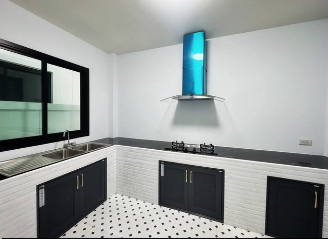 ประกาศฟรี! ซื้อ-ขาย-เช่า คอนโด บ้าน ทาวน์โฮม ที่ดิน และพื้นที่เชิงพาณิชย์ทั่วประเทศไทย ทุกทำเล ทุกงบประมาณ ไม่มีค่าใช้จ่าย ลงง่าย ขายไว เข้าถึงผู้ซื้อโดยตรง 5 253829pic4.jpg