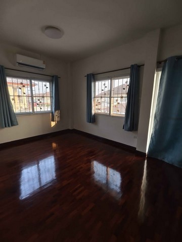 ประกาศฟรี! ซื้อ-ขาย-เช่า คอนโด บ้าน ทาวน์โฮม ที่ดิน และพื้นที่เชิงพาณิชย์ทั่วประเทศไทย ทุกทำเล ทุกงบประมาณ ไม่มีค่าใช้จ่าย ลงง่าย ขายไว เข้าถึงผู้ซื้อโดยตรง 4 514921pic3.jpg