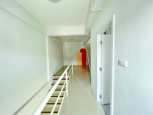 ประกาศฟรี! ซื้อ-ขาย-เช่า คอนโด บ้าน ทาวน์โฮม ที่ดิน และพื้นที่เชิงพาณิชย์ทั่วประเทศไทย ทุกทำเล ทุกงบประมาณ ไม่มีค่าใช้จ่าย ลงง่าย ขายไว เข้าถึงผู้ซื้อโดยตรง 5 253863pic4.jpg