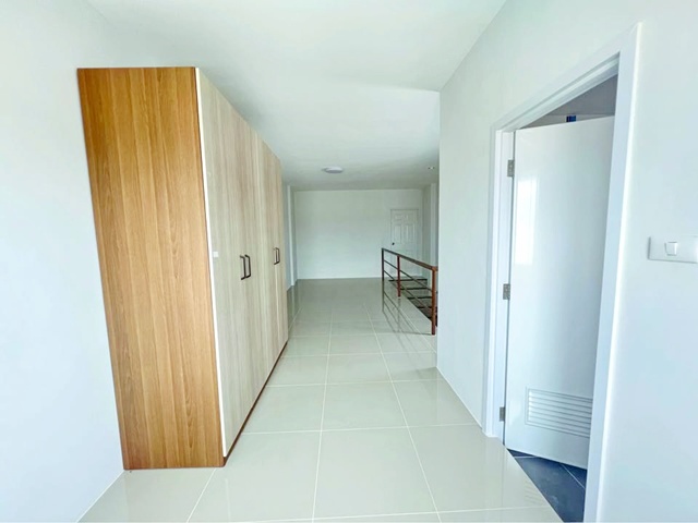 ประกาศฟรี! ซื้อ-ขาย-เช่า คอนโด บ้าน ทาวน์โฮม ที่ดิน และพื้นที่เชิงพาณิชย์ทั่วประเทศไทย ทุกทำเล ทุกงบประมาณ ไม่มีค่าใช้จ่าย ลงง่าย ขายไว เข้าถึงผู้ซื้อโดยตรง 4 253862pic3.jpg