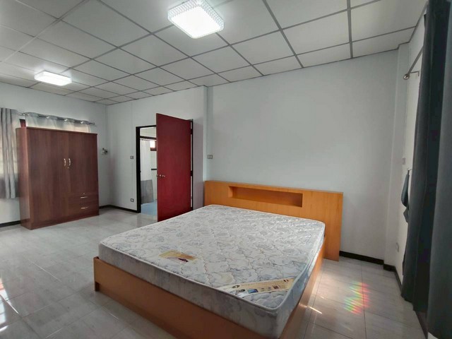 ประกาศฟรี! ซื้อ-ขาย-เช่า คอนโด บ้าน ทาวน์โฮม ที่ดิน และพื้นที่เชิงพาณิชย์ทั่วประเทศไทย ทุกทำเล ทุกงบประมาณ ไม่มีค่าใช้จ่าย ลงง่าย ขายไว เข้าถึงผู้ซื้อโดยตรง 4 294081pic3.jpg