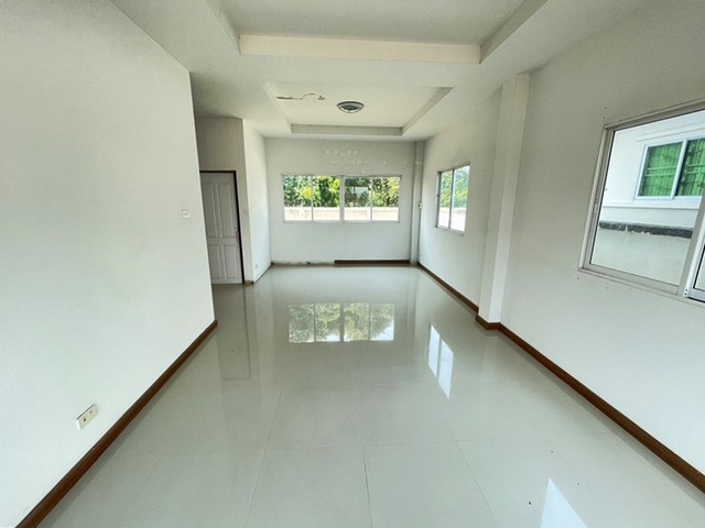 ประกาศฟรี! ซื้อ-ขาย-เช่า คอนโด บ้าน ทาวน์โฮม ที่ดิน และพื้นที่เชิงพาณิชย์ทั่วประเทศไทย ทุกทำเล ทุกงบประมาณ ไม่มีค่าใช้จ่าย ลงง่าย ขายไว เข้าถึงผู้ซื้อโดยตรง 5 252308pic4.jpg