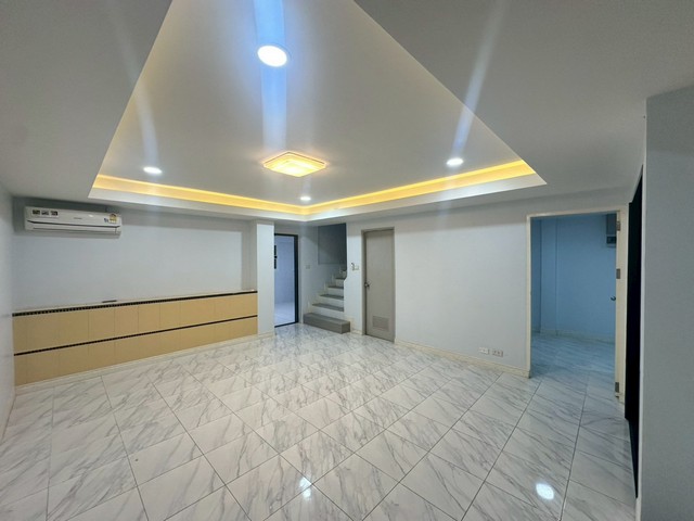 ประกาศฟรี! ซื้อ-ขาย-เช่า คอนโด บ้าน ทาวน์โฮม ที่ดิน และพื้นที่เชิงพาณิชย์ทั่วประเทศไทย ทุกทำเล ทุกงบประมาณ ไม่มีค่าใช้จ่าย ลงง่าย ขายไว เข้าถึงผู้ซื้อโดยตรง 5 515178pic4.jpg