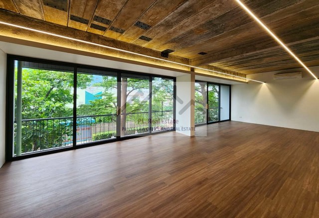 ประกาศฟรี! ซื้อ-ขาย-เช่า คอนโด บ้าน ทาวน์โฮม ที่ดิน และพื้นที่เชิงพาณิชย์ทั่วประเทศไทย ทุกทำเล ทุกงบประมาณ ไม่มีค่าใช้จ่าย ลงง่าย ขายไว เข้าถึงผู้ซื้อโดยตรง 3 511861pic2.jpg