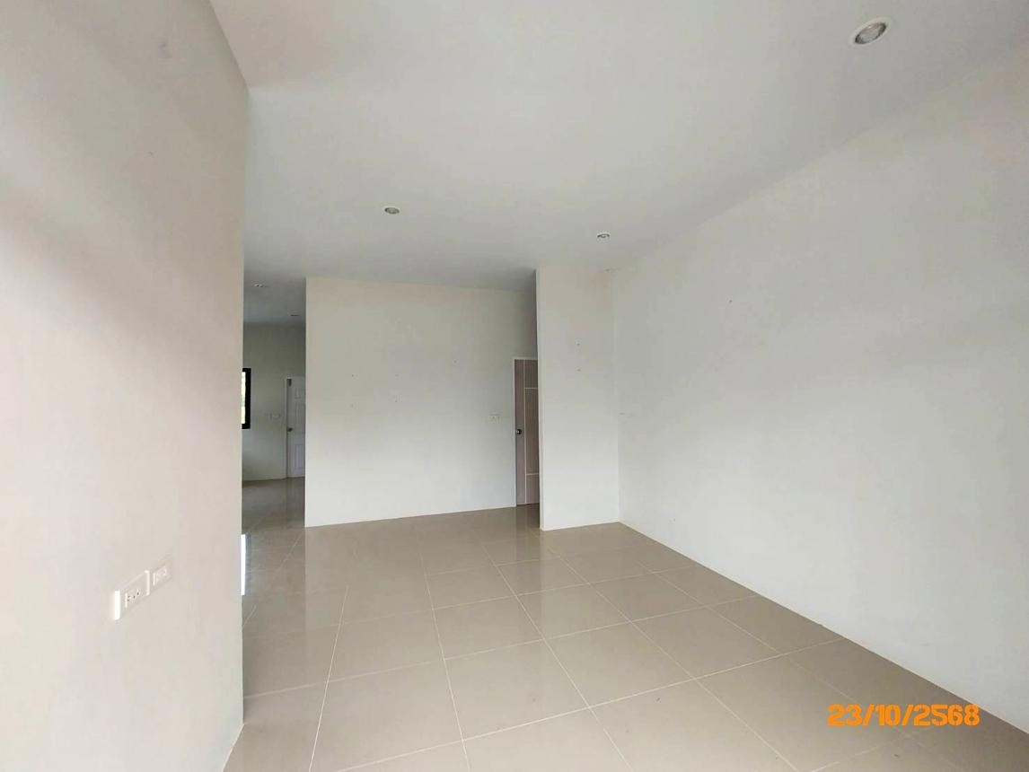 ประกาศฟรี! ซื้อ-ขาย-เช่า คอนโด บ้าน ทาวน์โฮม ที่ดิน และพื้นที่เชิงพาณิชย์ทั่วประเทศไทย ทุกทำเล ทุกงบประมาณ ไม่มีค่าใช้จ่าย ลงง่าย ขายไว เข้าถึงผู้ซื้อโดยตรง 4 253150pic3.jpg