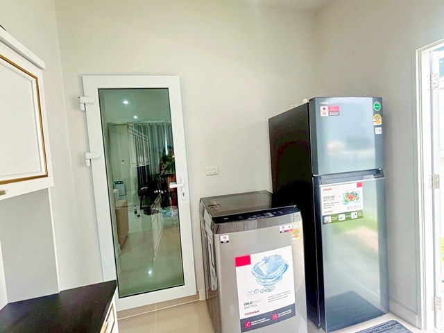 ประกาศฟรี! ซื้อ-ขาย-เช่า คอนโด บ้าน ทาวน์โฮม ที่ดิน และพื้นที่เชิงพาณิชย์ทั่วประเทศไทย ทุกทำเล ทุกงบประมาณ ไม่มีค่าใช้จ่าย ลงง่าย ขายไว เข้าถึงผู้ซื้อโดยตรง 5 253956pic4.jpg