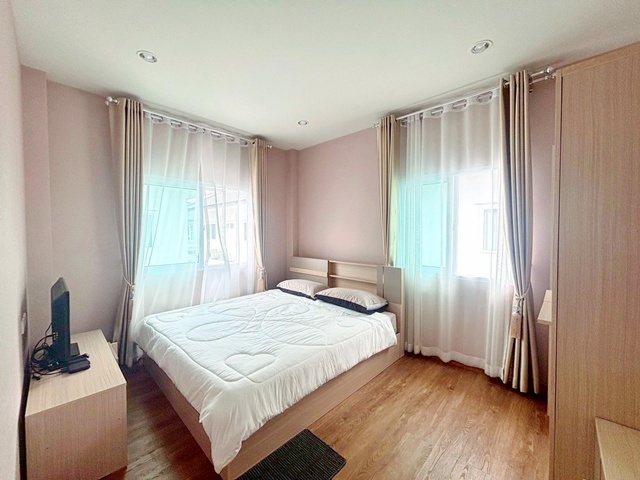 ประกาศฟรี! ซื้อ-ขาย-เช่า คอนโด บ้าน ทาวน์โฮม ที่ดิน และพื้นที่เชิงพาณิชย์ทั่วประเทศไทย ทุกทำเล ทุกงบประมาณ ไม่มีค่าใช้จ่าย ลงง่าย ขายไว เข้าถึงผู้ซื้อโดยตรง 5 253955pic4.jpg