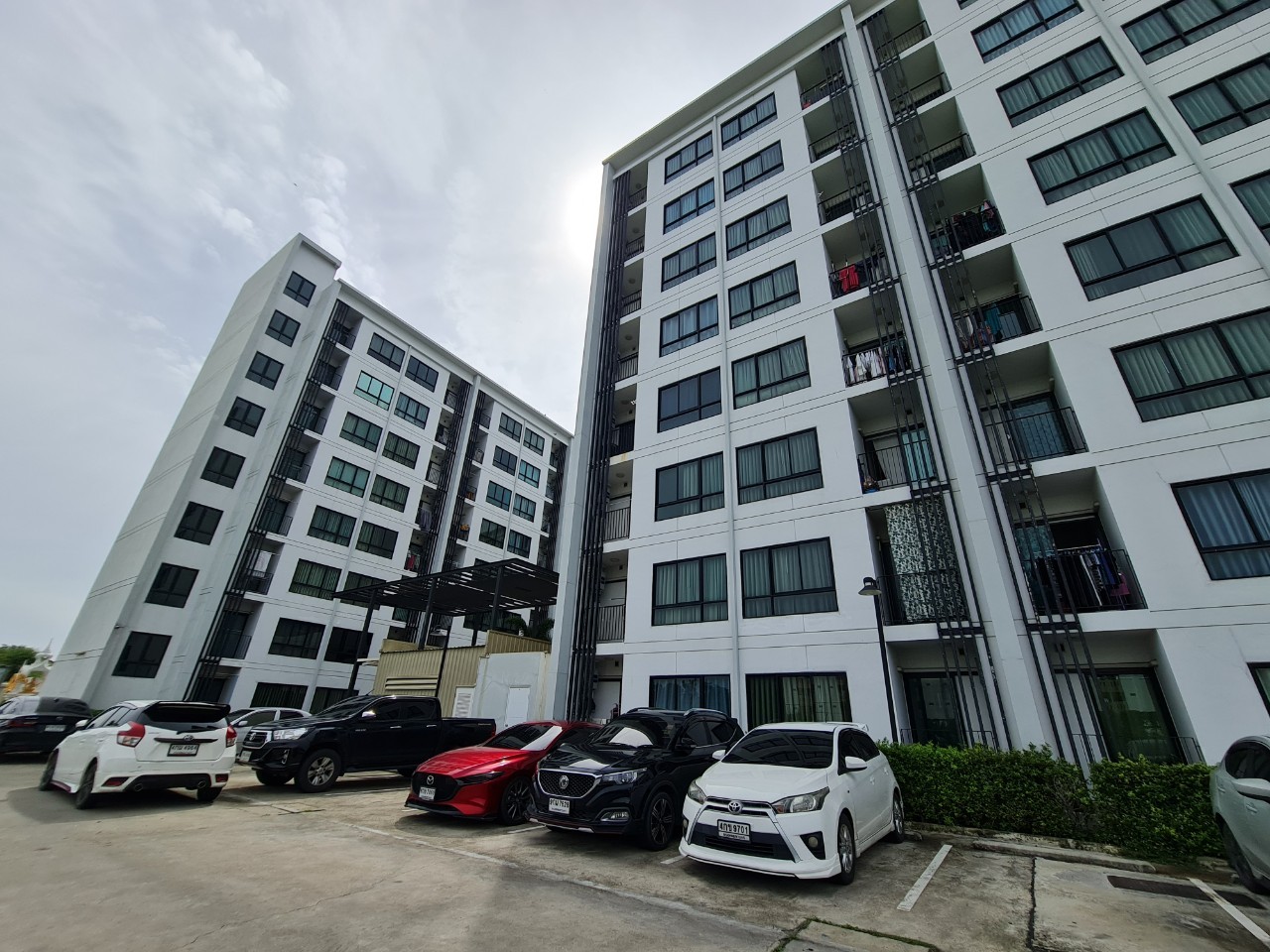 ประกาศฟรี! ซื้อ-ขาย-เช่า คอนโด บ้าน ทาวน์โฮม ที่ดิน และพื้นที่เชิงพาณิชย์ทั่วประเทศไทย ทุกทำเล ทุกงบประมาณ ไม่มีค่าใช้จ่าย ลงง่าย ขายไว เข้าถึงผู้ซื้อโดยตรง 2 16717pic1.jpg